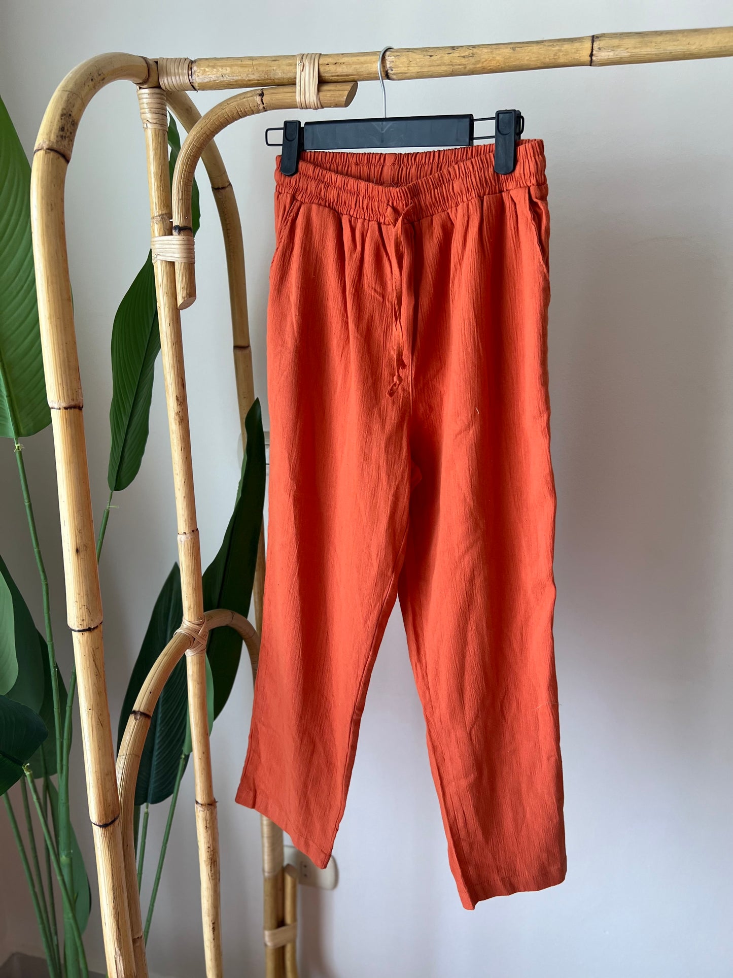 Cotton Carrot Pants With Elastic Waist