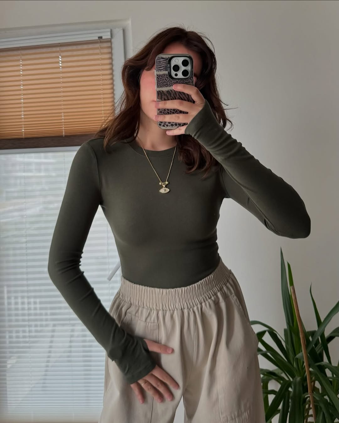 Olive Basic Cotton Thumb Hole Top