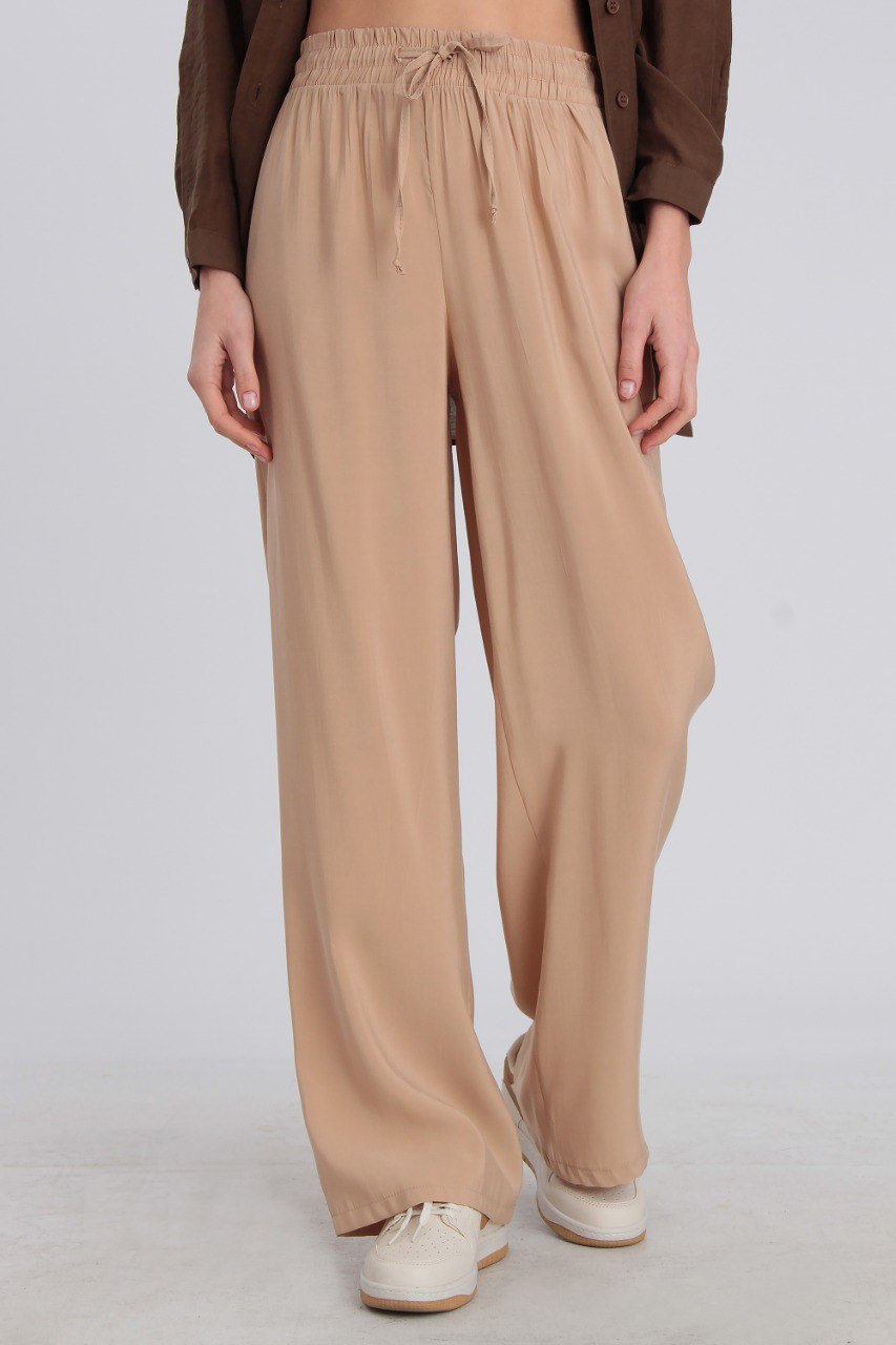 Camel Straight Pants with Elastic Waist