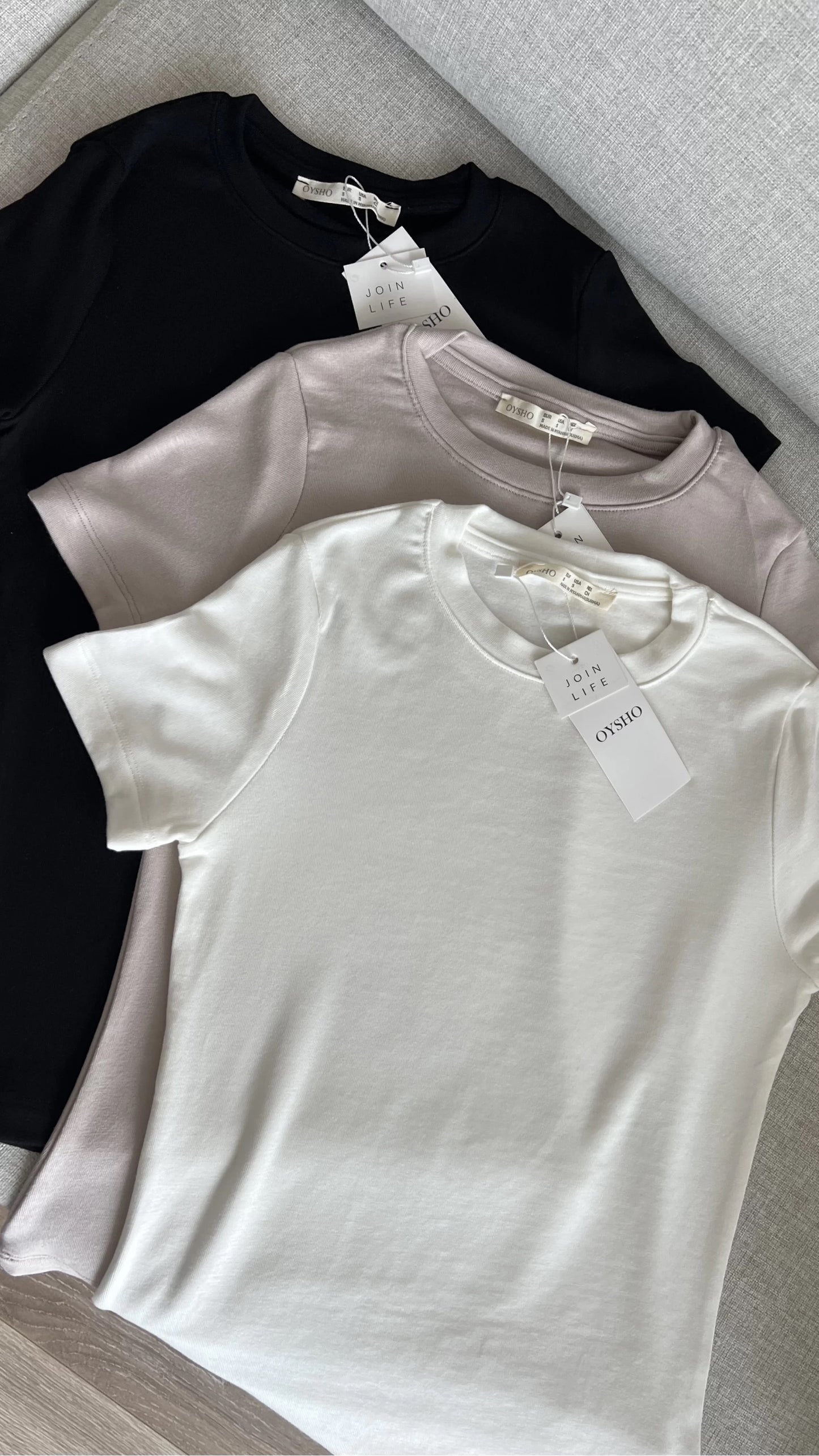 OYS Black Cotton Round Neck Basic Top