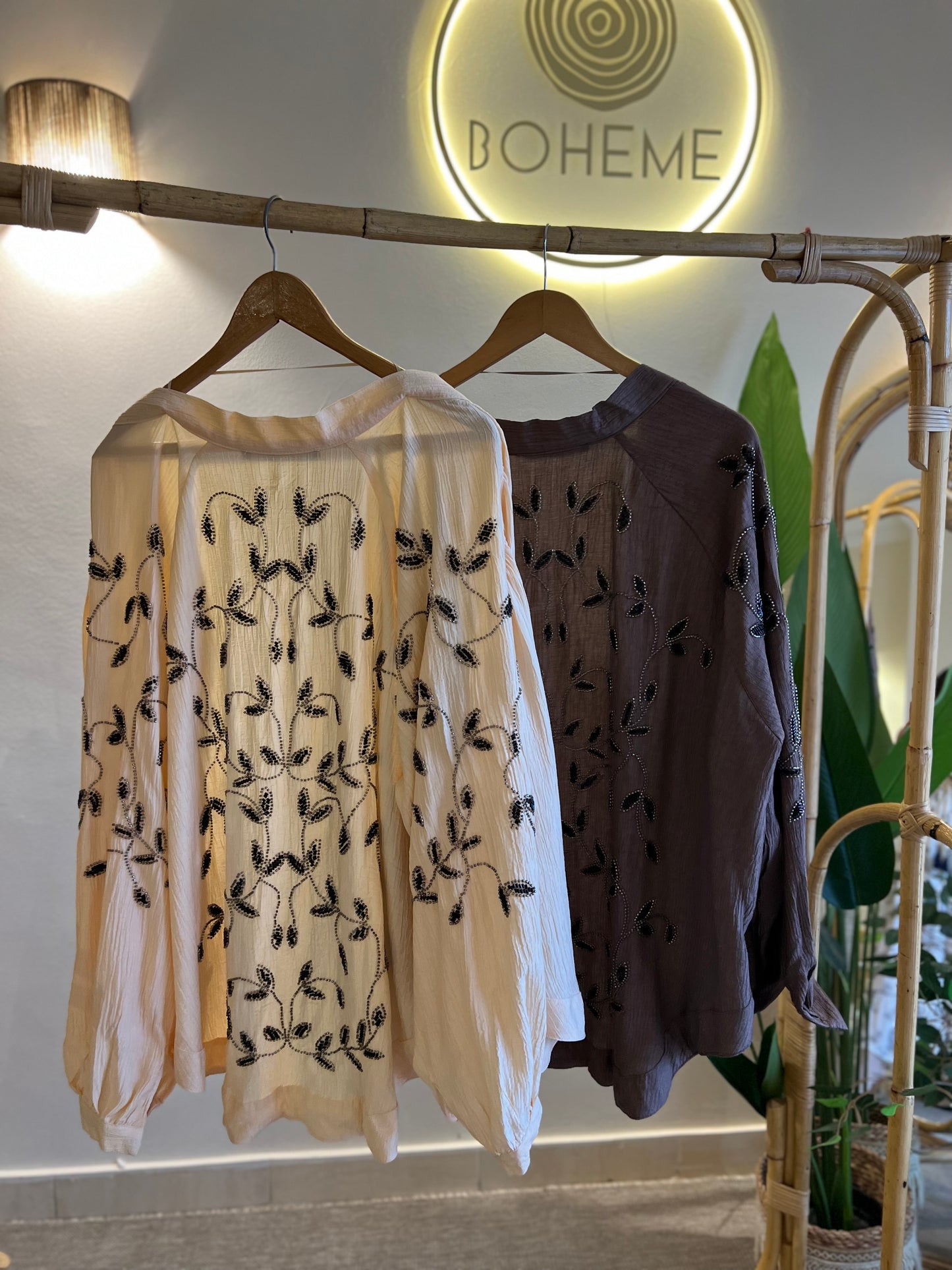 Almond X Black Leaves Embroidered Kimono