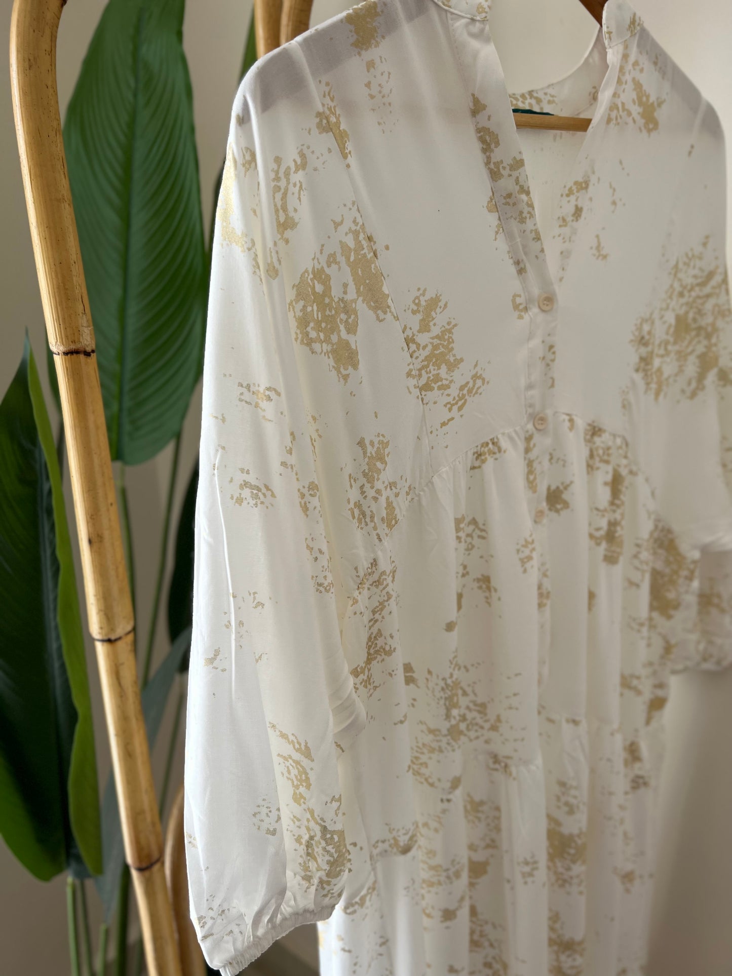 White X Gold Wide Dress