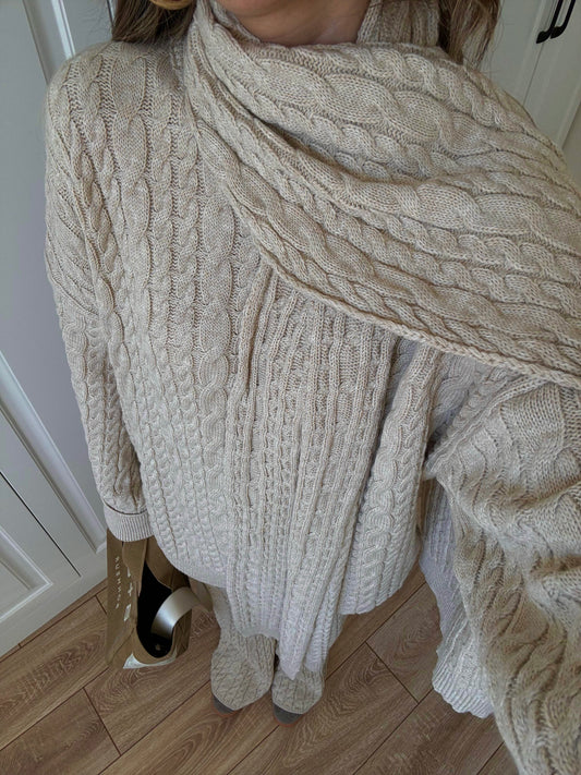 Cafe Braided Triko Set With Scarf