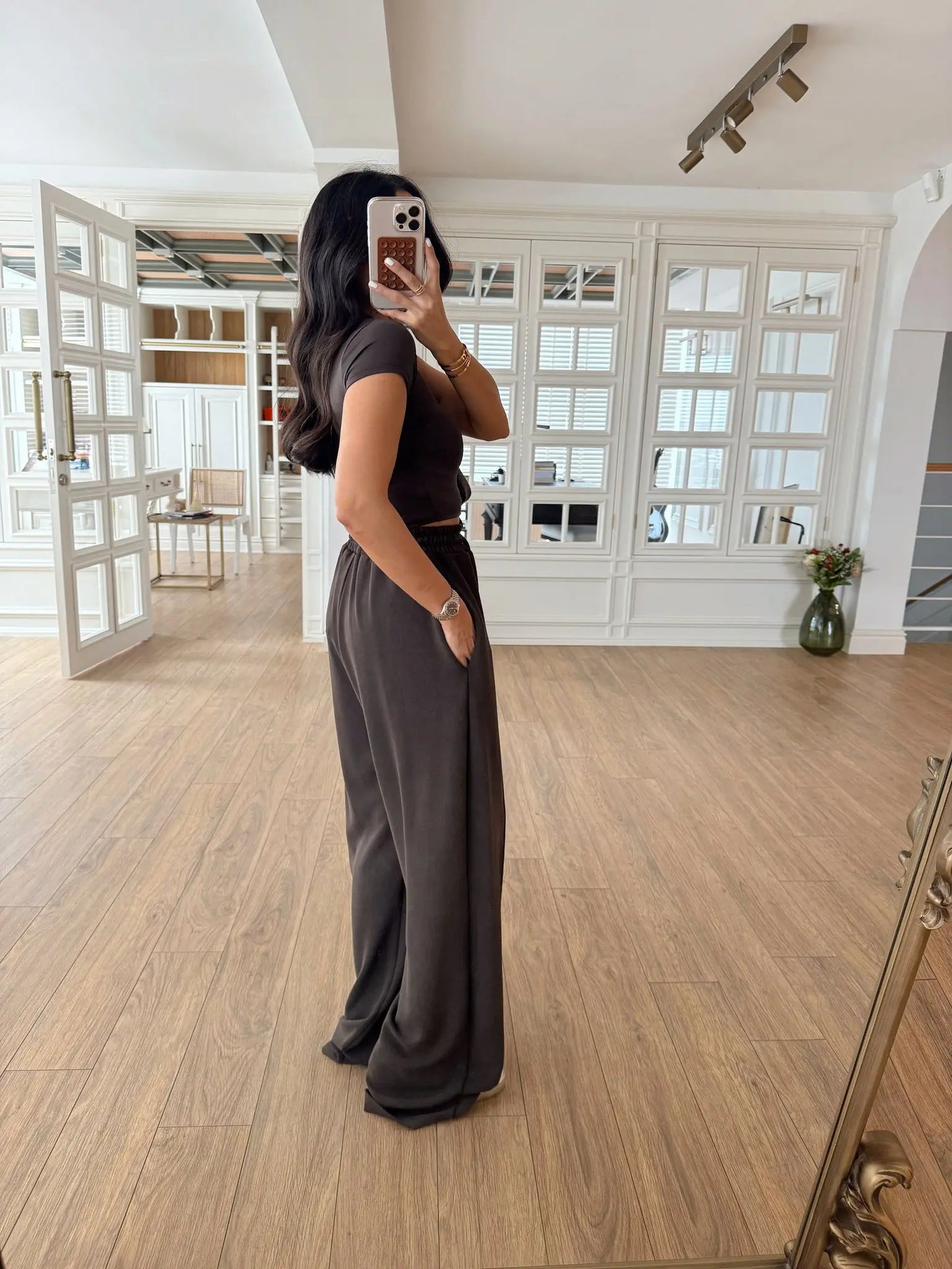 Brown Straight Leg Pants With Elastic Waist