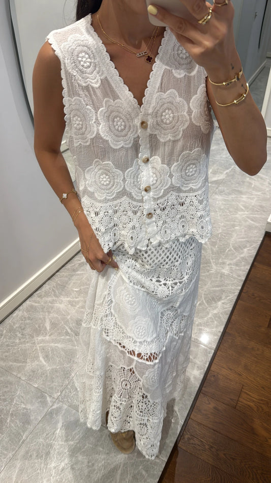 Lace White Embroidered Floral Vest
