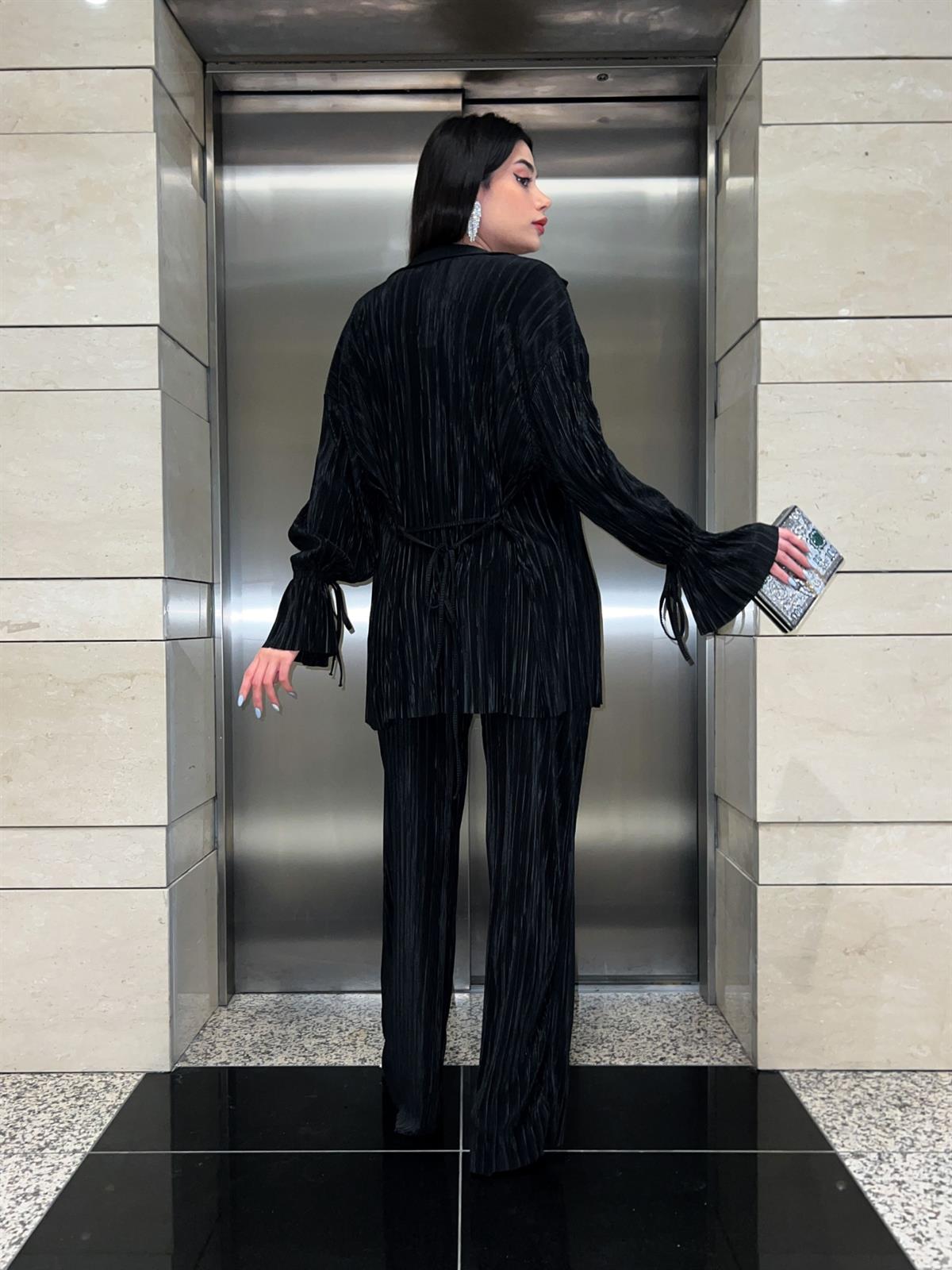 Black Pleated Kimono Set
