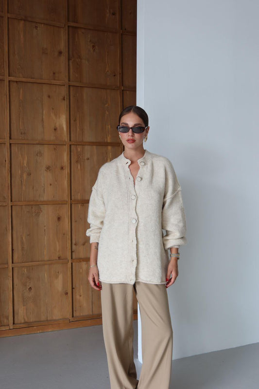 Chunky Beige Cardigan With Buttons