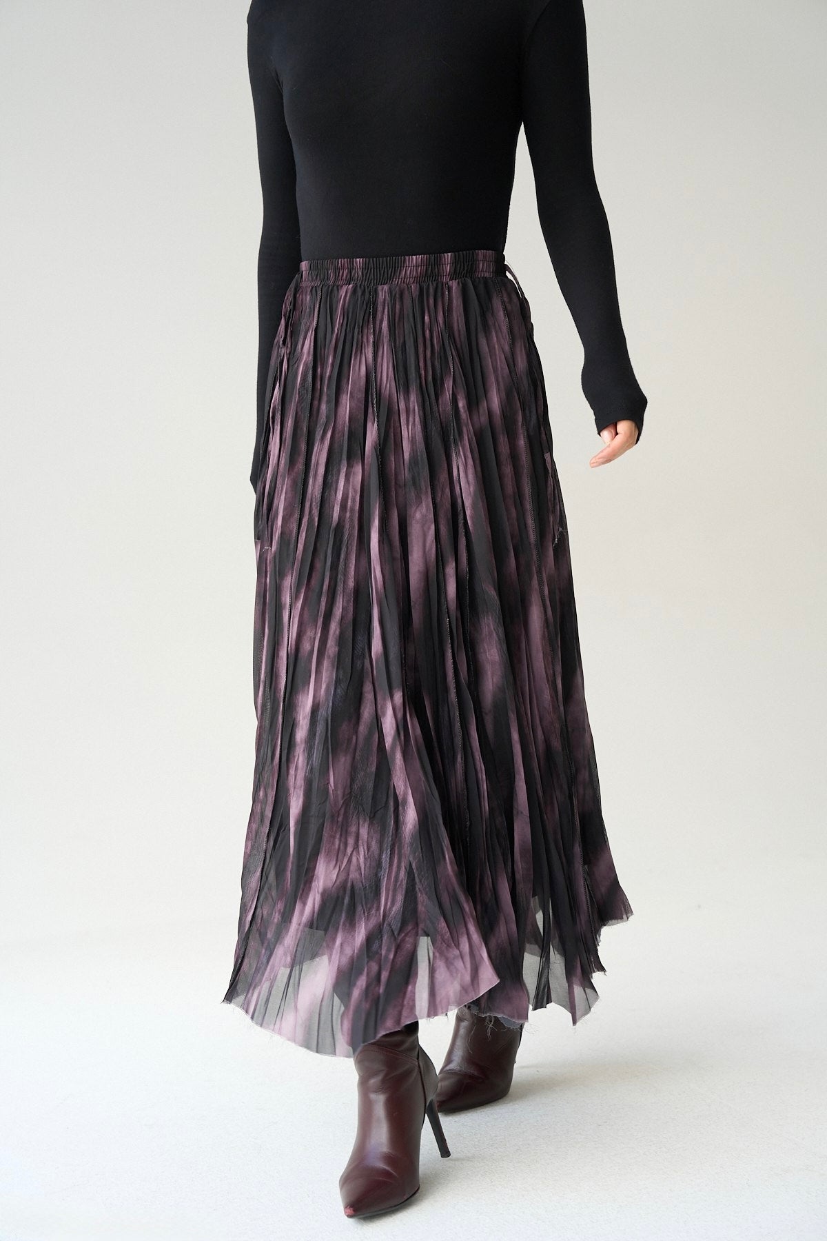 Marble Plum Asymmetrical Chiffon Skirt