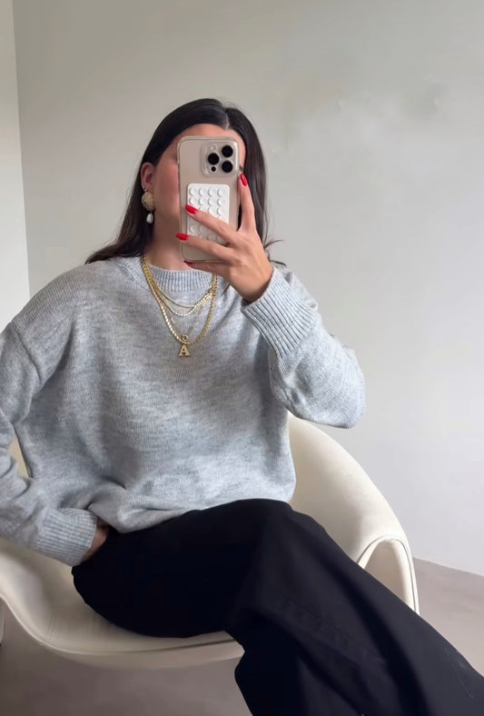Basic Grey Round Neck Pullover