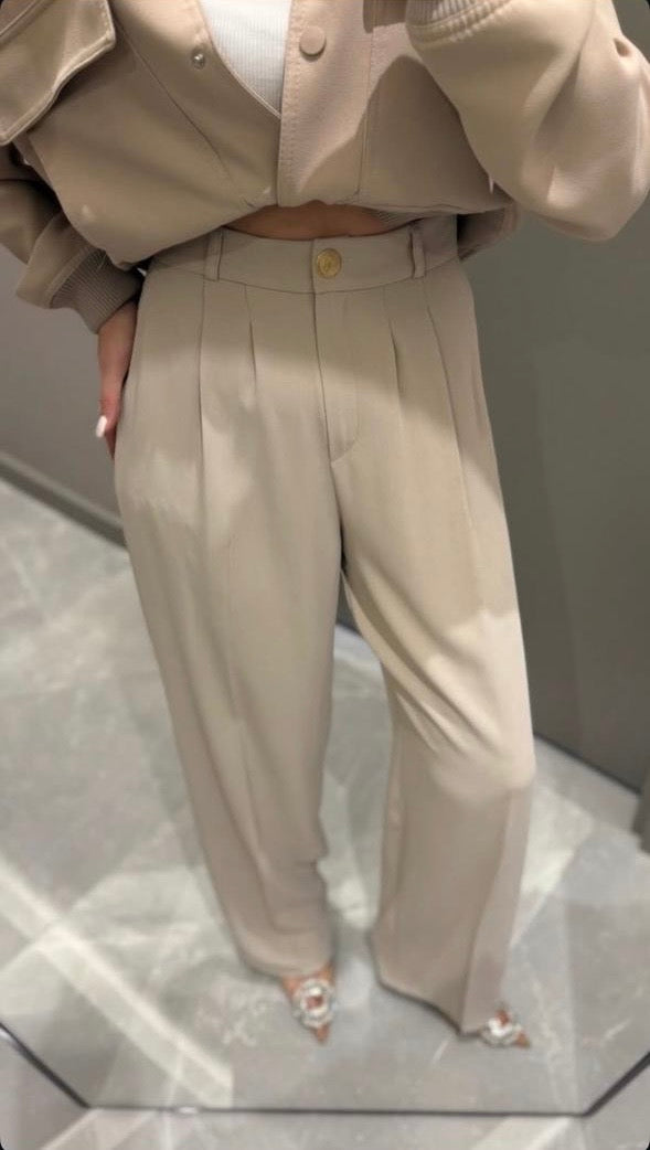 Beige Classic Pants With Golden Button