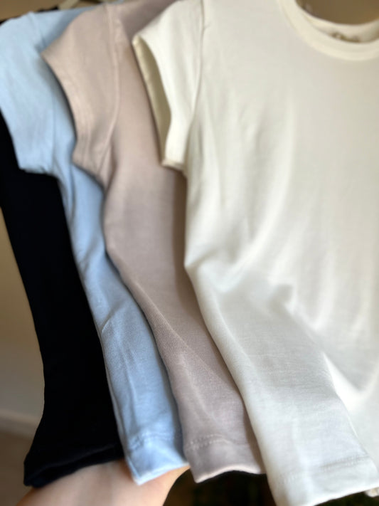 OYS Black Cotton Round Neck Basic Top