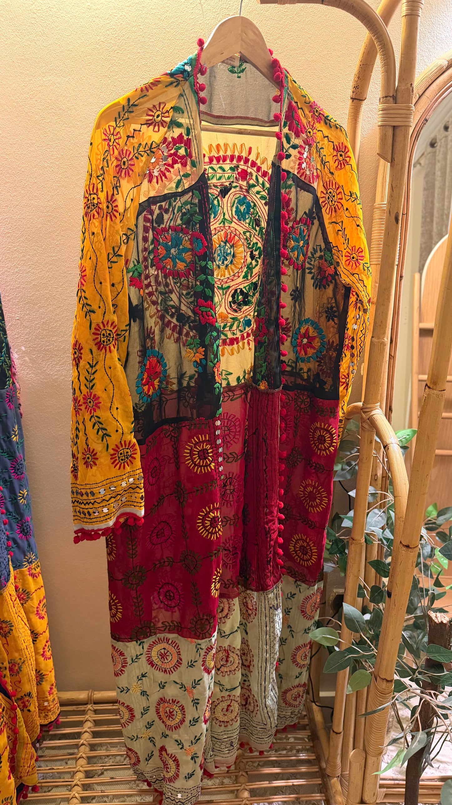 The Indian Handmade Embroidery Patchowrk Kimono (Pattern 3)