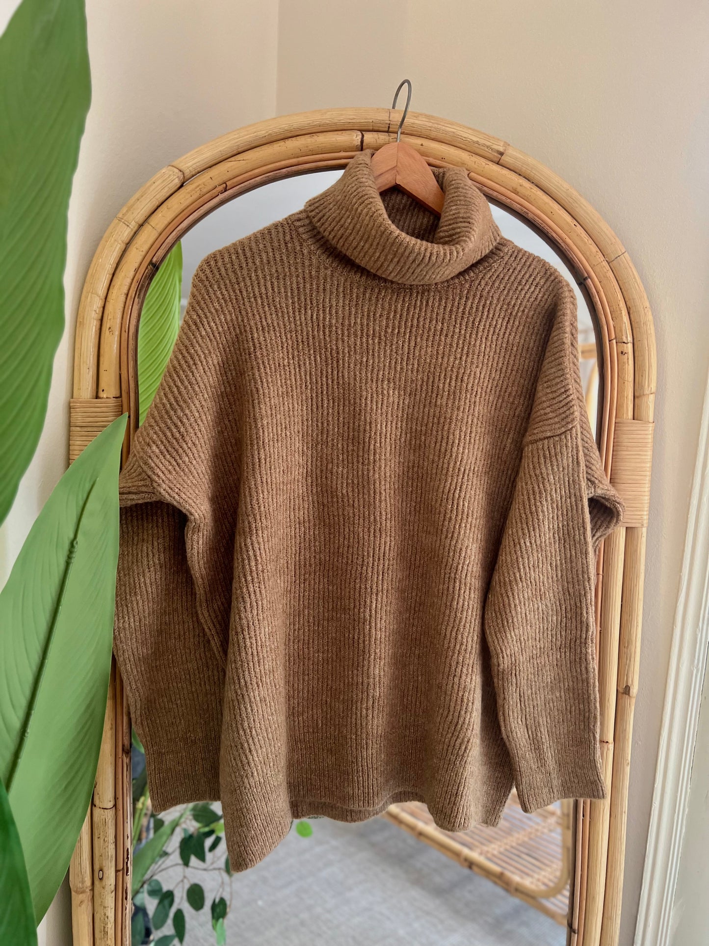Camel Turtleneck Heavy Pullover