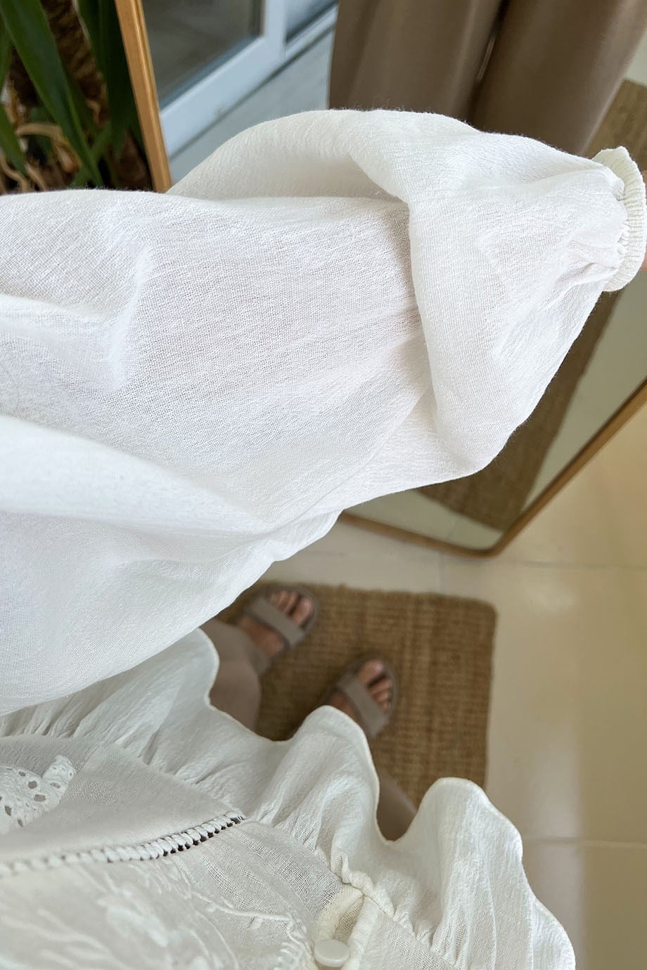 Dantel Detailed White Blouse