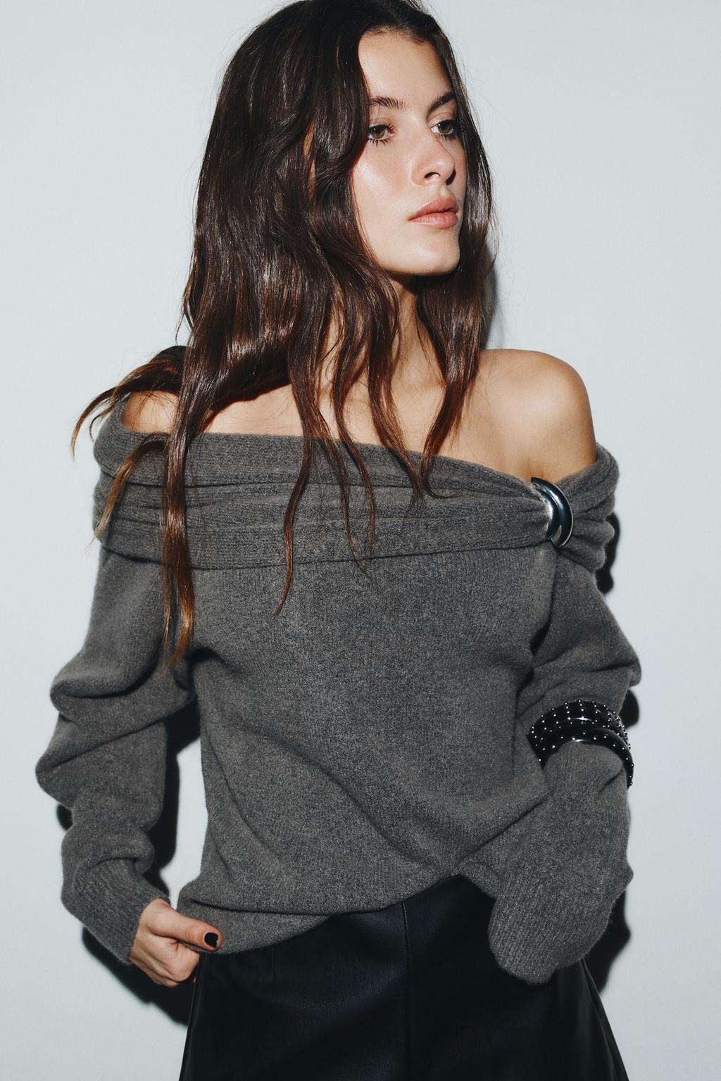 Grey Draped Shoulder Pullover With Silver Appliqué