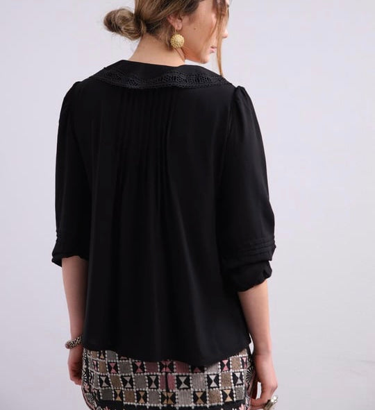 Black Ruffle Blouse With Floral Dantel