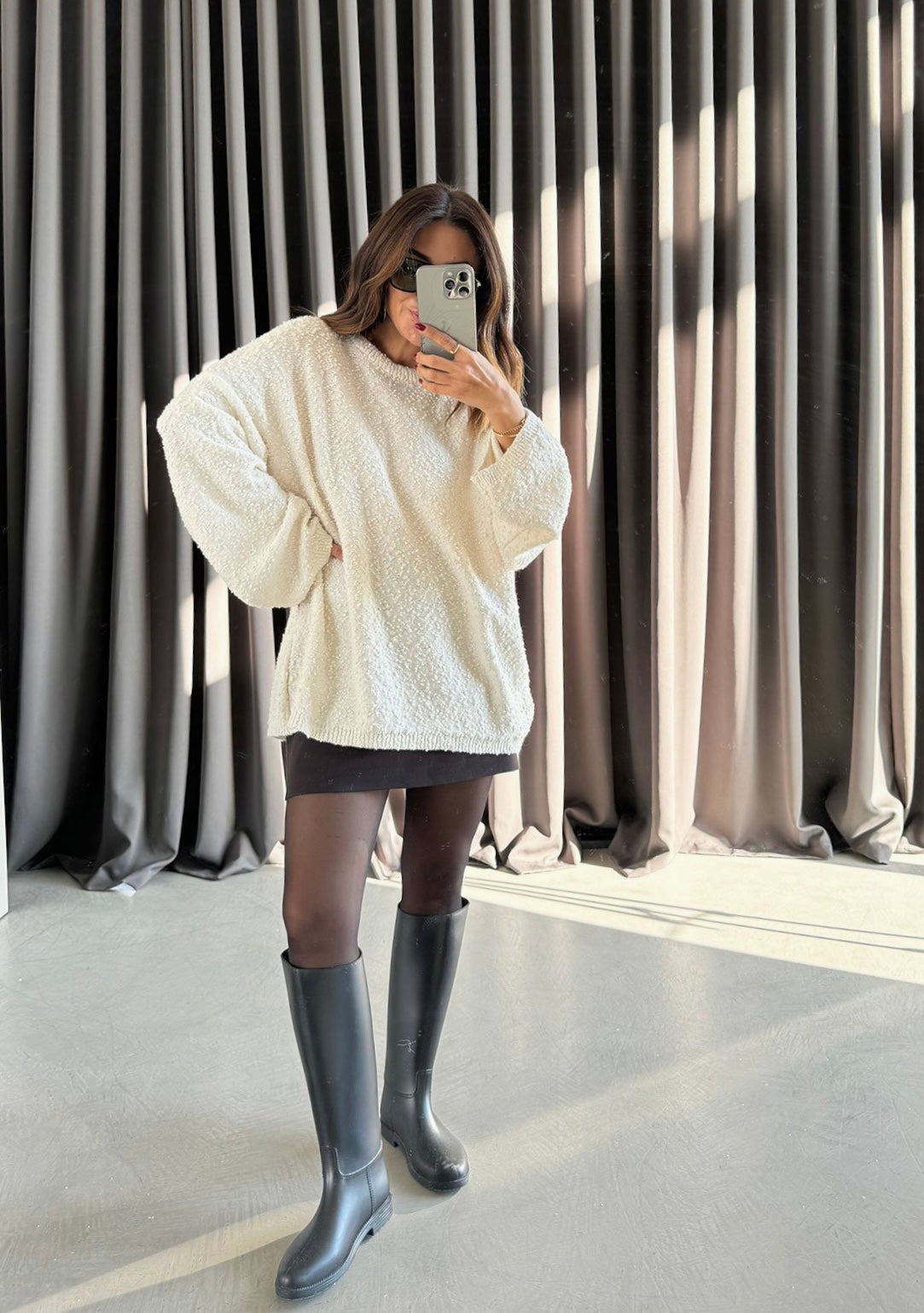 Off White Round Neck Stitch Pullover