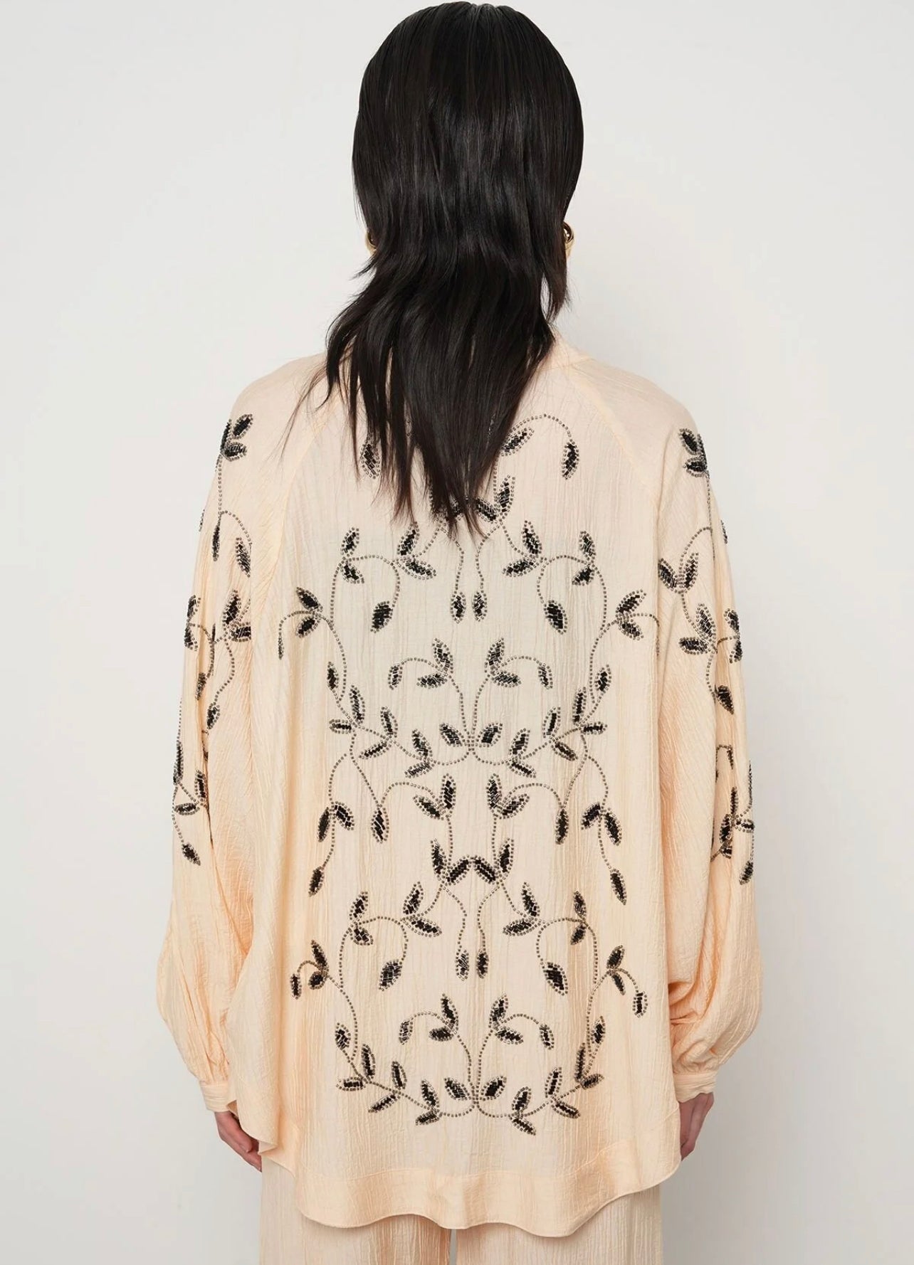 Almond X Black Leaves Embroidered Kimono