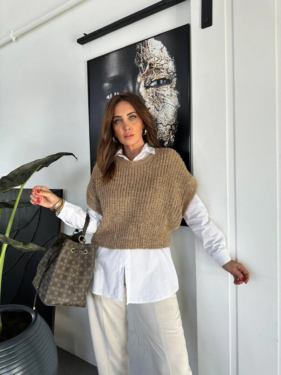 Camel Triko Vest With Golden Threads