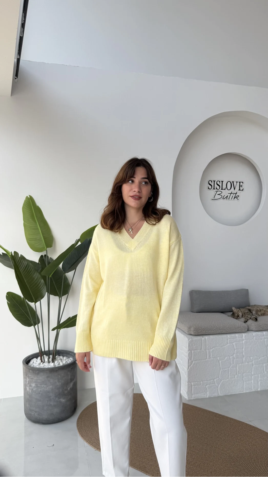 Basic Yellow V Neck Pullover