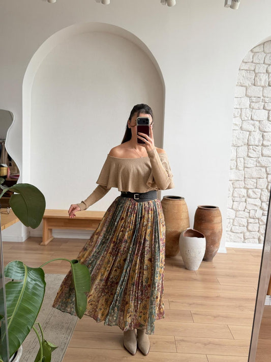 Colorful Ruffled Chiffon Skirt With Leather Belt