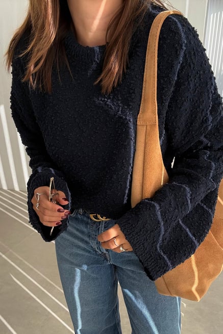 Navy Round Neck Stitch Pullover