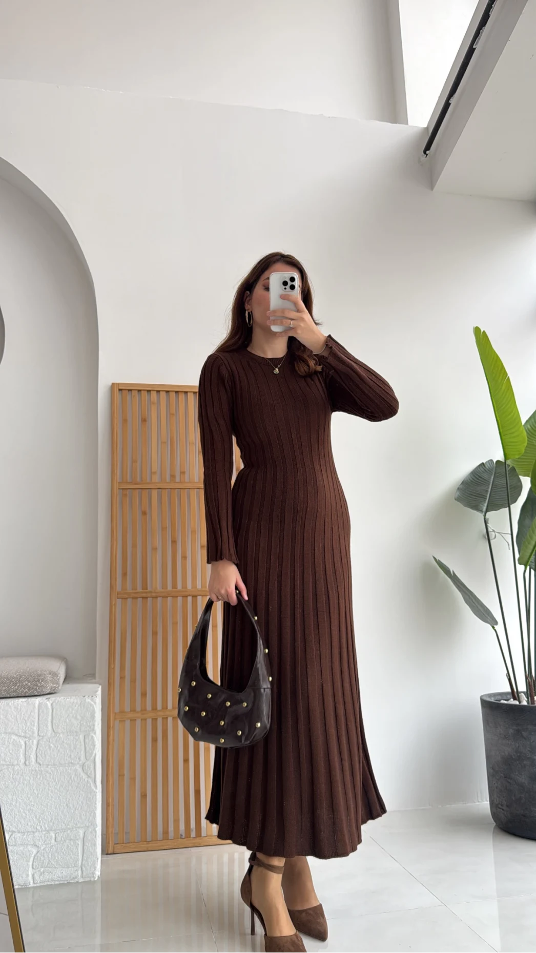 Brown Triko Ribbed Dress With Waist Tie